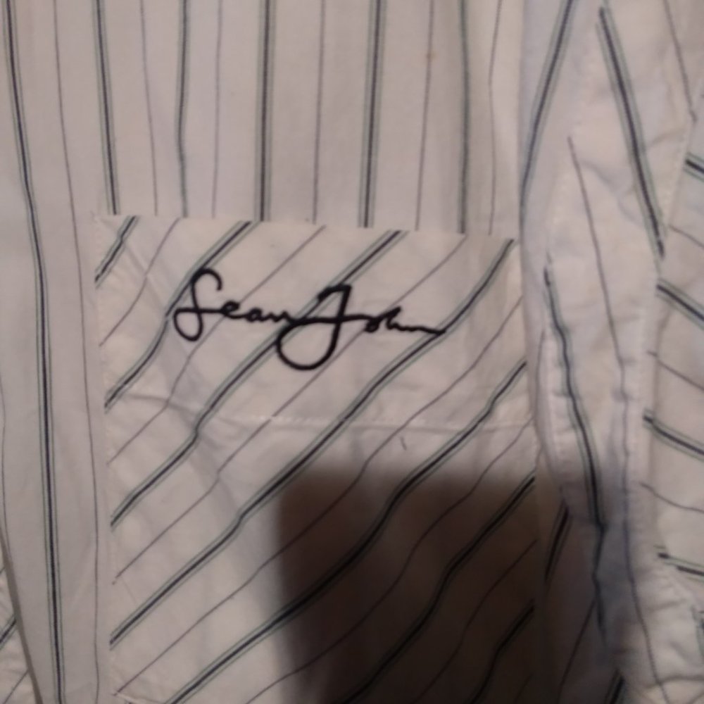 SEAN JOHN VINTAGE WHITE DRESS SHIRT - LARGE - "COLLECTORS ITEM" - Picture 9 of 10